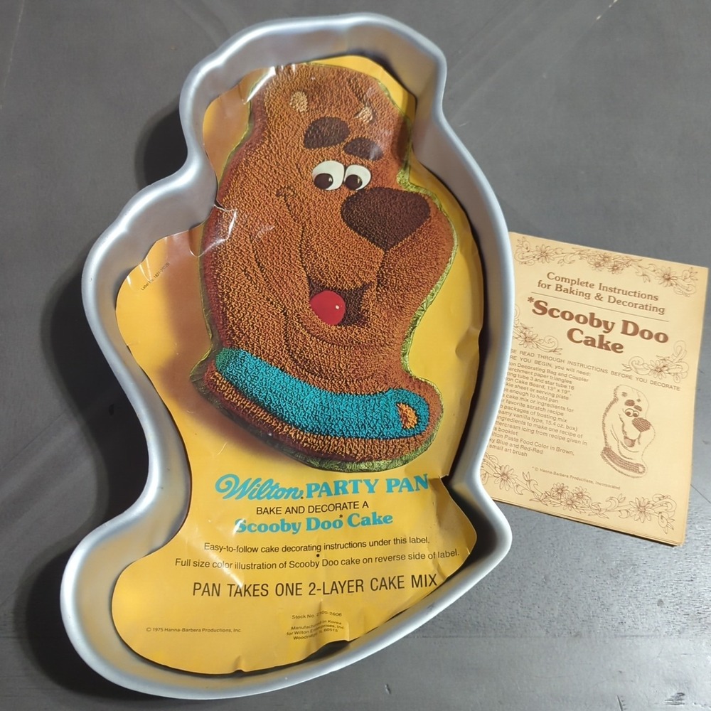 Wilton Scooby Doo Vintage 1975 Cake Pan With Instructions 502-224